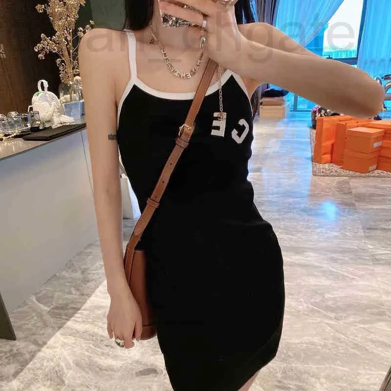 Urban Sexy Dresses Designer Party Family CE Spring / Summer New Women's Clothing Letter klistra in trasa broderad Suspender Casual Dress Women 77FL