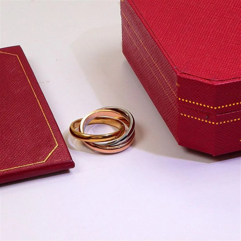 Högkvalitativ rostfritt stål Trinity Series Ring Tricolor 18K Gold Plated Band Vintage Jewelry Three Rings och Three Colors Fashio319s