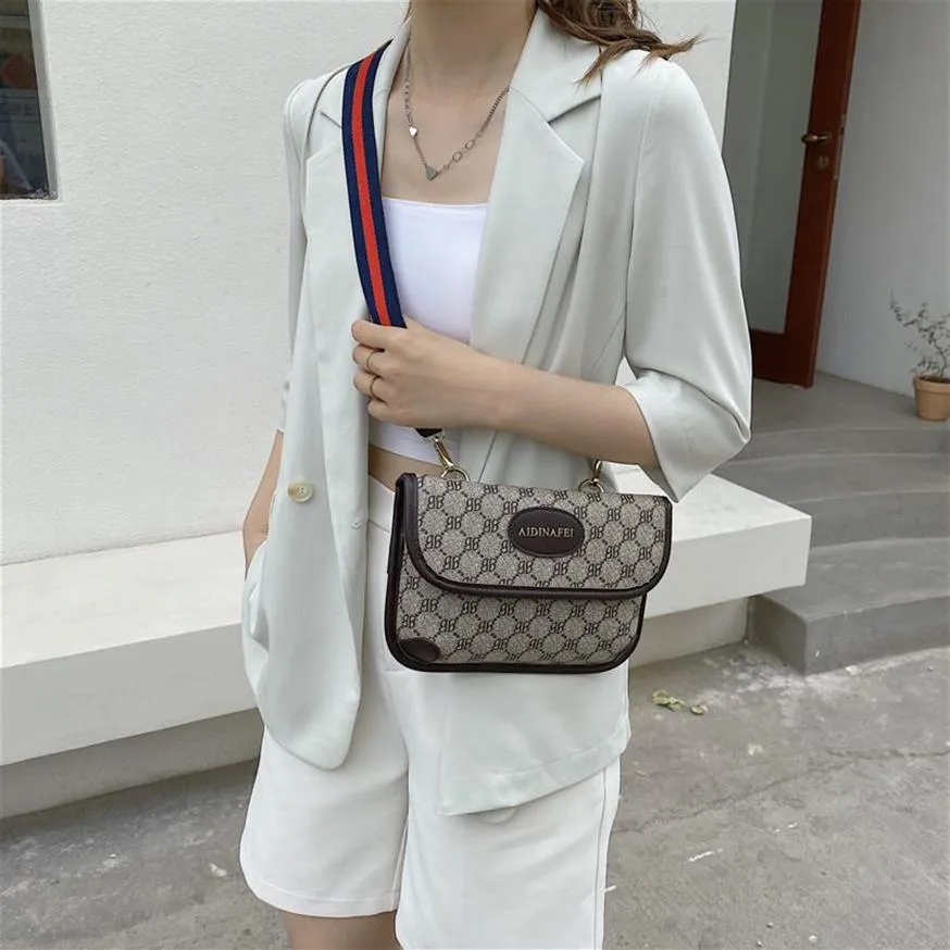 75% Off Bag women's bag new fashion wide shoulder strap small square holding envelope Single Shoulder Messenger218k