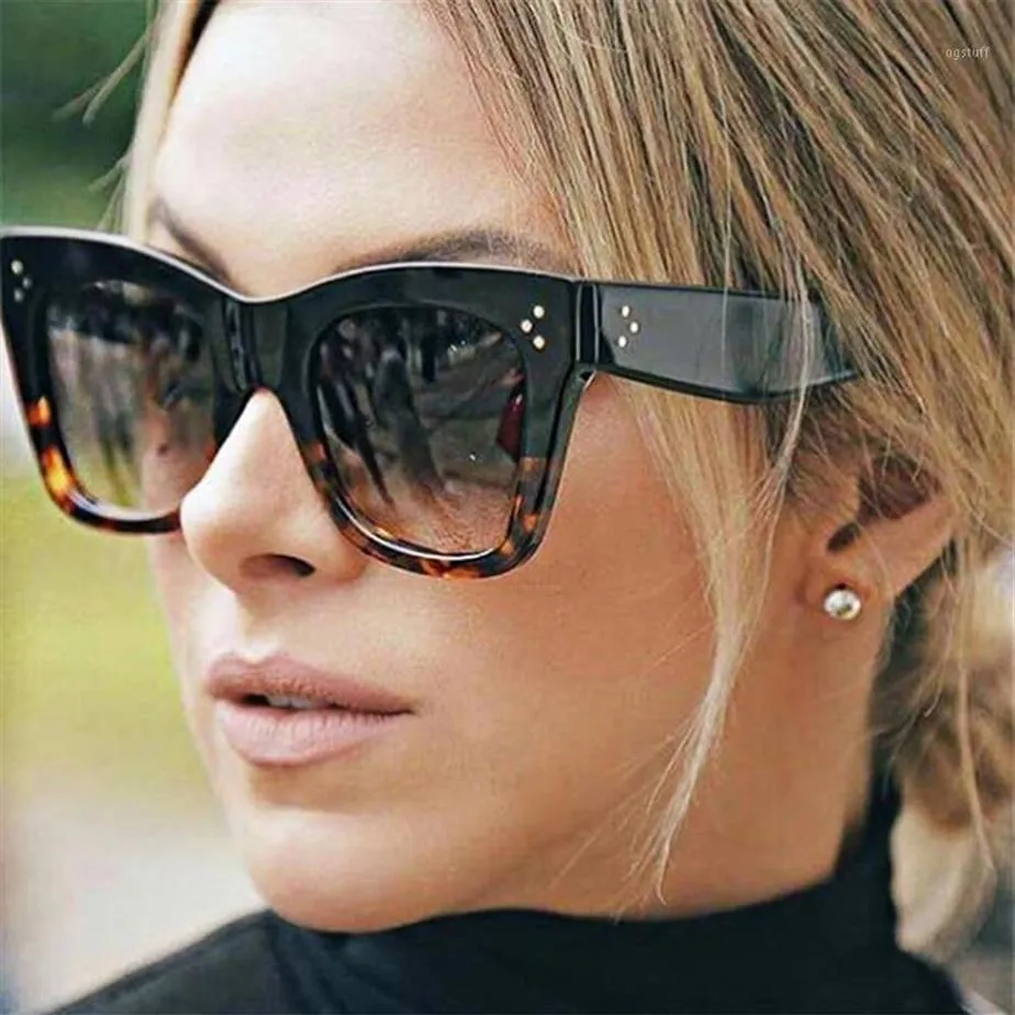 Sonnenbrille Oulylan Classic Cat Eye Frauen Vintage Übergroße Farbverlauf Sonnenbrille Shades Weiblich UV400 Sunglass1219b