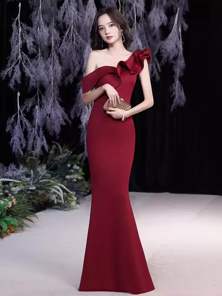 Elegant One Shoulder Fishtail Evening Gown for Banquet Parties