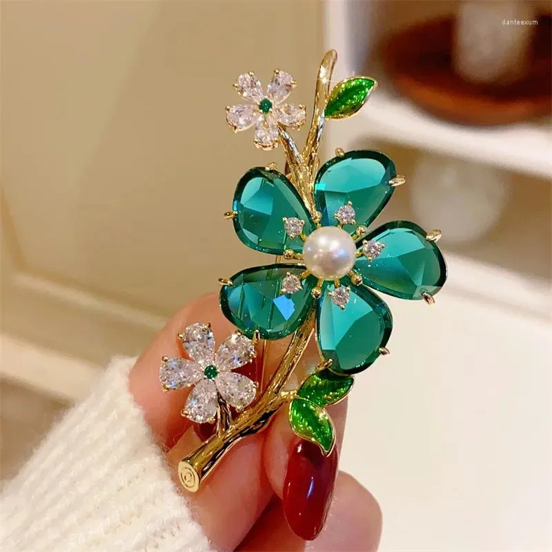 Super Flower Pin