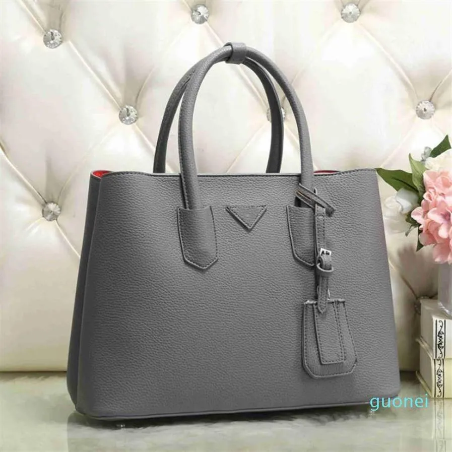 Designer-Double Designer väskor Kvinnor Handväskor Purses Top Quality Shopping Bag stora kapacitet Axel Totes Classic med brev Q8312V