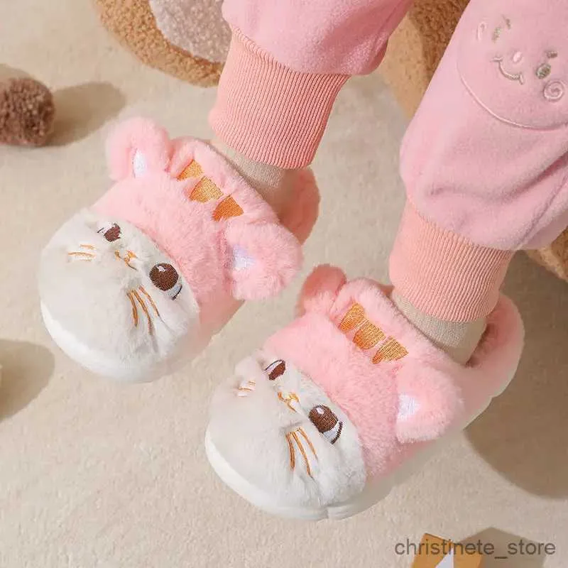 Pantoufle d'hiver en peluche pour enfants, pantoufles de chat, animaux de dessin animé, chaussures pour enfants, tongs plates, joli petit chaton, pantoufles douces d'intérieur, R231216