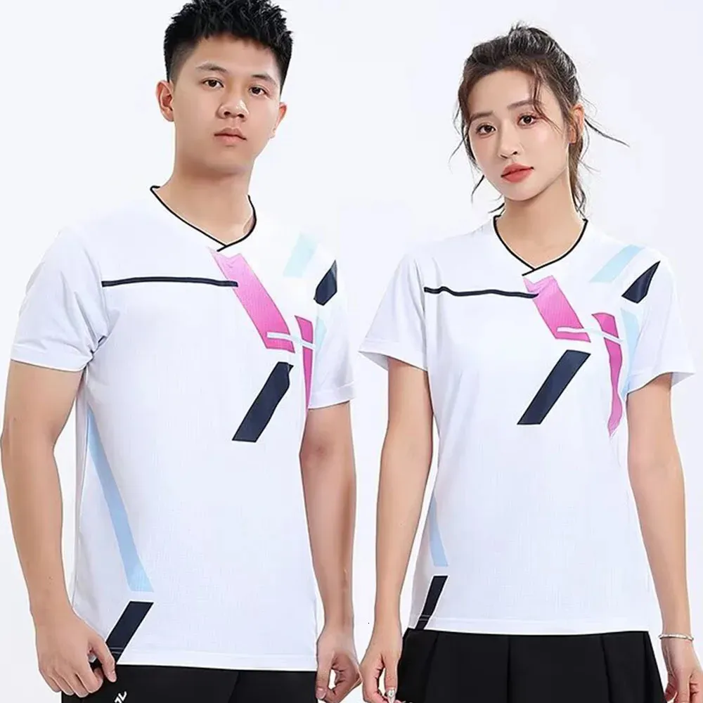 Magliette da esterno T-shirt da badminton per uomo Donna Quick Dry Estate Manica corta Pallavolo Ping pong Uniforme Top in camicia da tennis bianca 231216