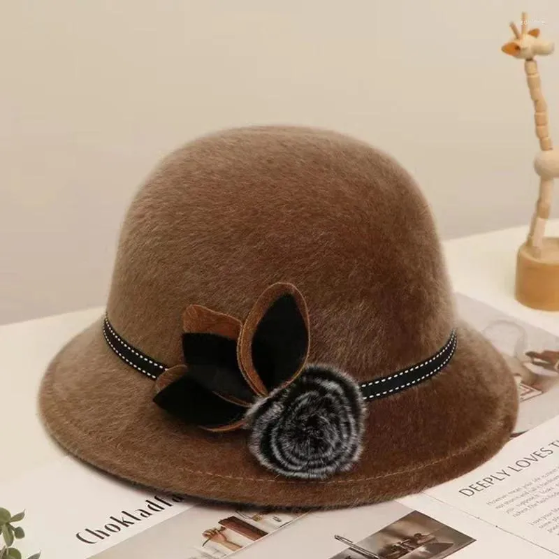 Berets 2023 Wool Ladies Bucket Hat Middle Aged And Elderly Fedoras Cap Flower Jazz Warm Fashion Women Dome Bow Bowler