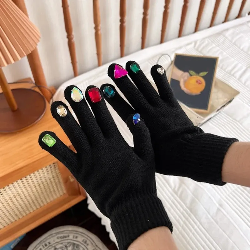 Cinco dedos luvas inverno outono touchscreen para decoração de unhas à prova de vento mulheres adolescentes de malha luvas fofas 231216