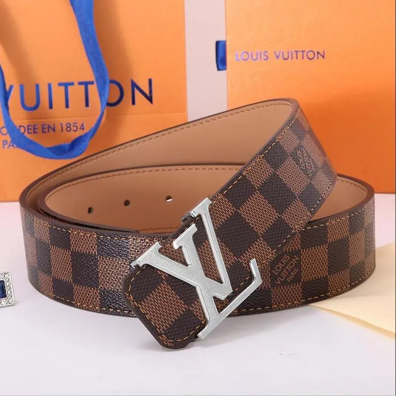 Louis Vuitton チェック柄レザーベルト LOUIS VUITTON チェック柄レザーベルト LOUIS VUITTON チェック