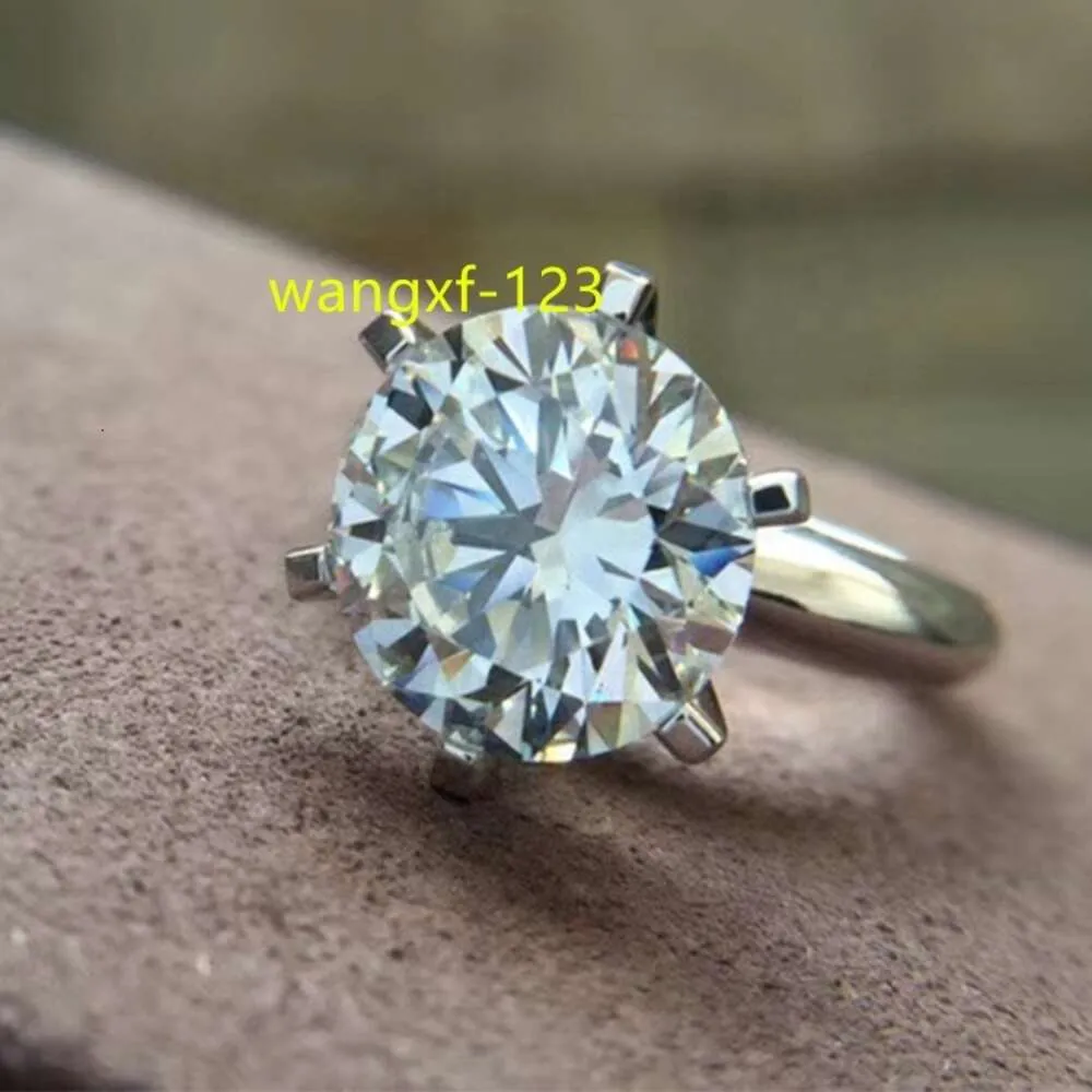 4CT Moissanite Diamond 18K White Gold Round Moissanite förlovningsring