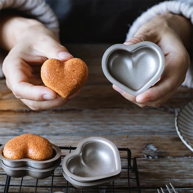 Moules de cuisson 2/6 pièces joli moule de cuisson en métal en forme de coeur pour pâtisserie 3D Love Madeline biscuits tampons et emporte-pièces pour décorations de gâteaux et outils 231216