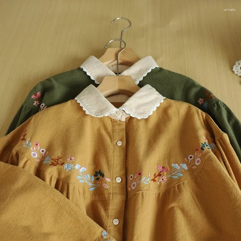 Kvinnors blusar 2023 Autumn Winter Japanes Japanese Mori Women Long Sleeve Shirt Flower Embroidery Top