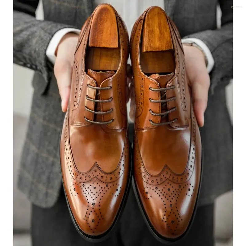 Dress Shoes Italian Mens Brogues Luxury Genuine Leather Designer Handmade Fashion Elegant Man Wedding Business Social