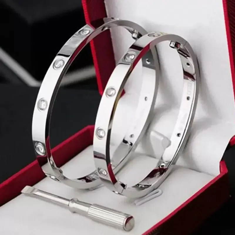 Un bracelet de mode classique en or rose en argent Lady Bangle en or 18 carats Tournevis diamant de luxe Designer Bijoux Femmes Bracelets pour hommes
