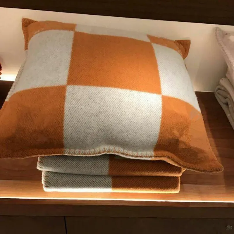 45*45cm 65*65cm Cushion Pillow Case Leisure Woven Jacquard Cashmere Nordic Letter Decorative Pillows Home Warm Wool Pillowcases Room Decoration