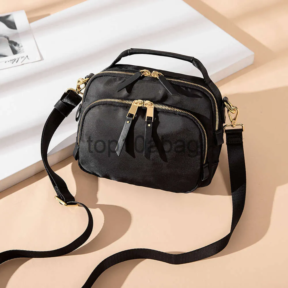 Ballistic Nylon Voyageur Series Fashionable Simple And Lightweight