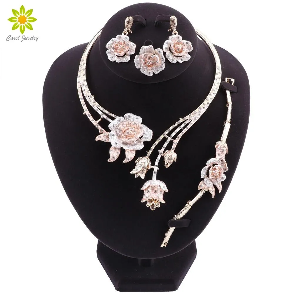 Halsband Nigeria Classic Jewelry Set Elegant Bride Wedding Flower Shape Halsbandörhängen Armband Ring Set för Dubai Women