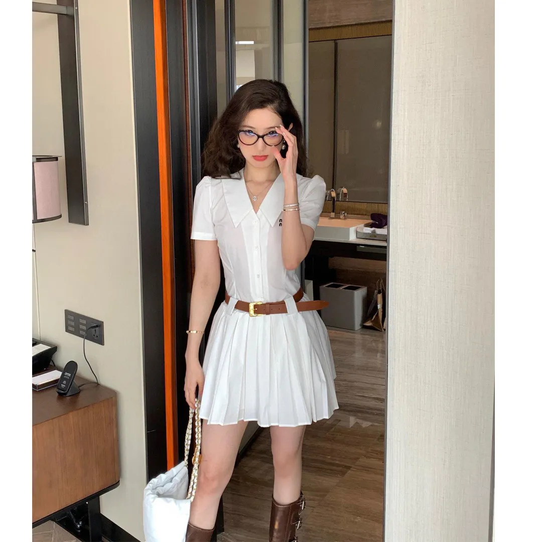 Dress Womens Designer Shirts Casual Whitedress Classic Fashion Embroidered V-neck with Belt Pleated Dresses