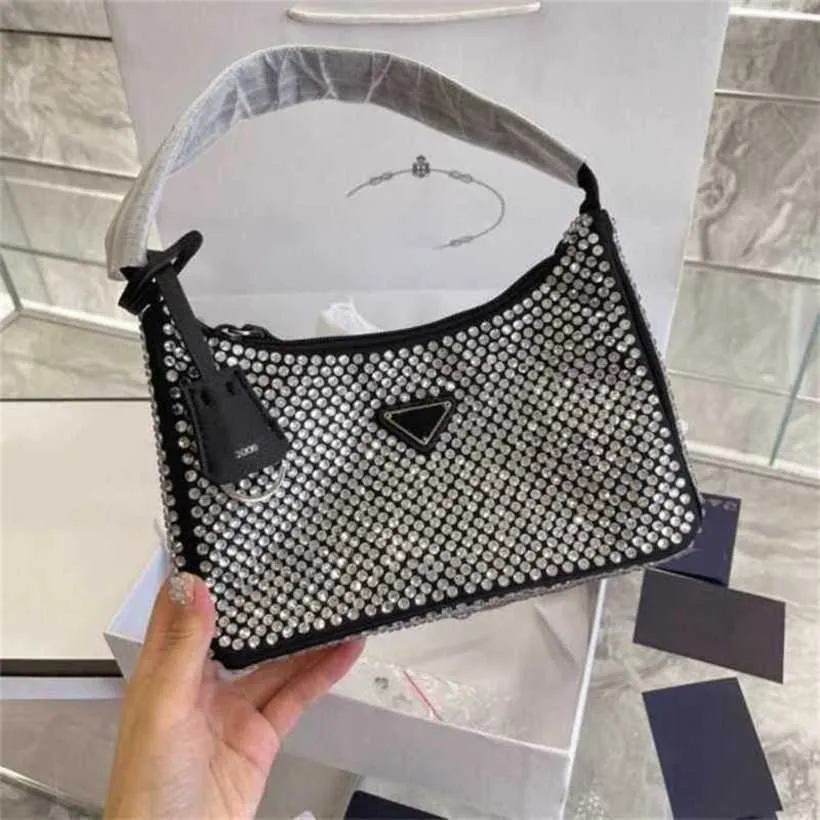 2024 NY DESIGNER Women's Crossbody Shoulder Hobo Diamond and French Stick Nylon Minority Hand Middle Ancient Underarm Female Bag