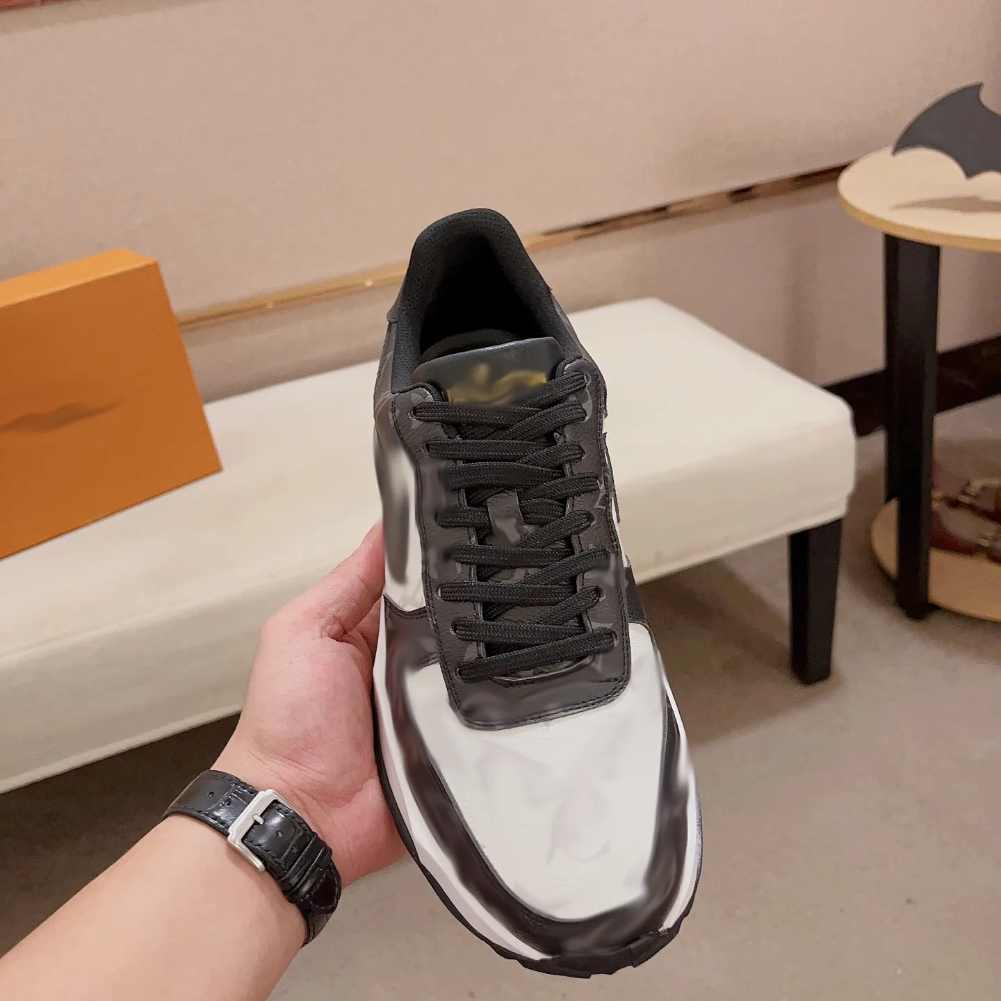 New Men Four Seasons Seasons de alta qualidade versátil solo esportes e sapato casual【code ：L】Louis Vuitton nike sneakers