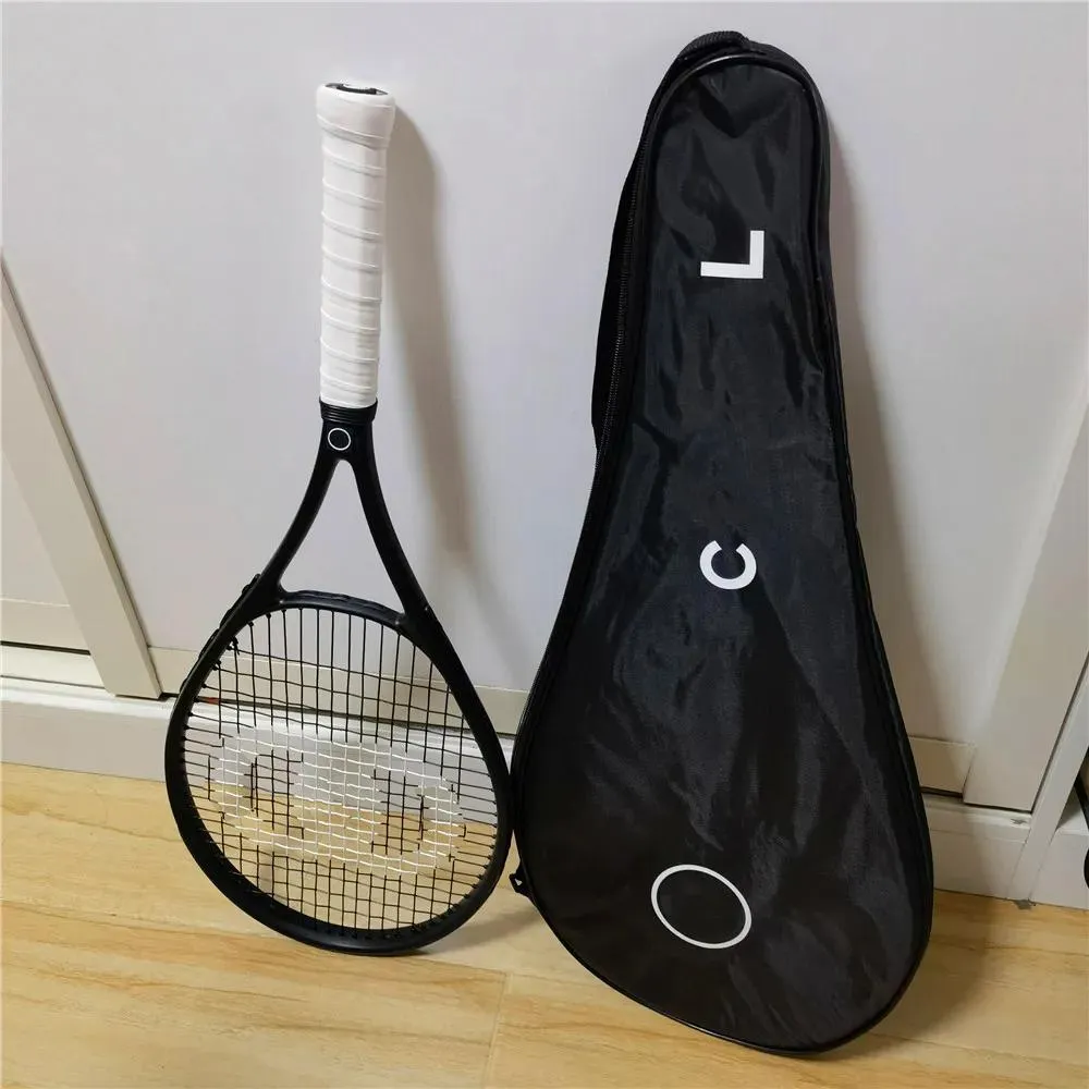 Rackets Channel Spalding Carbon Fiber Tennis Racket Racquets utrustad Bollpåse Cover Fashion Luxurys Designers Grip Countervail Luxury Gif
