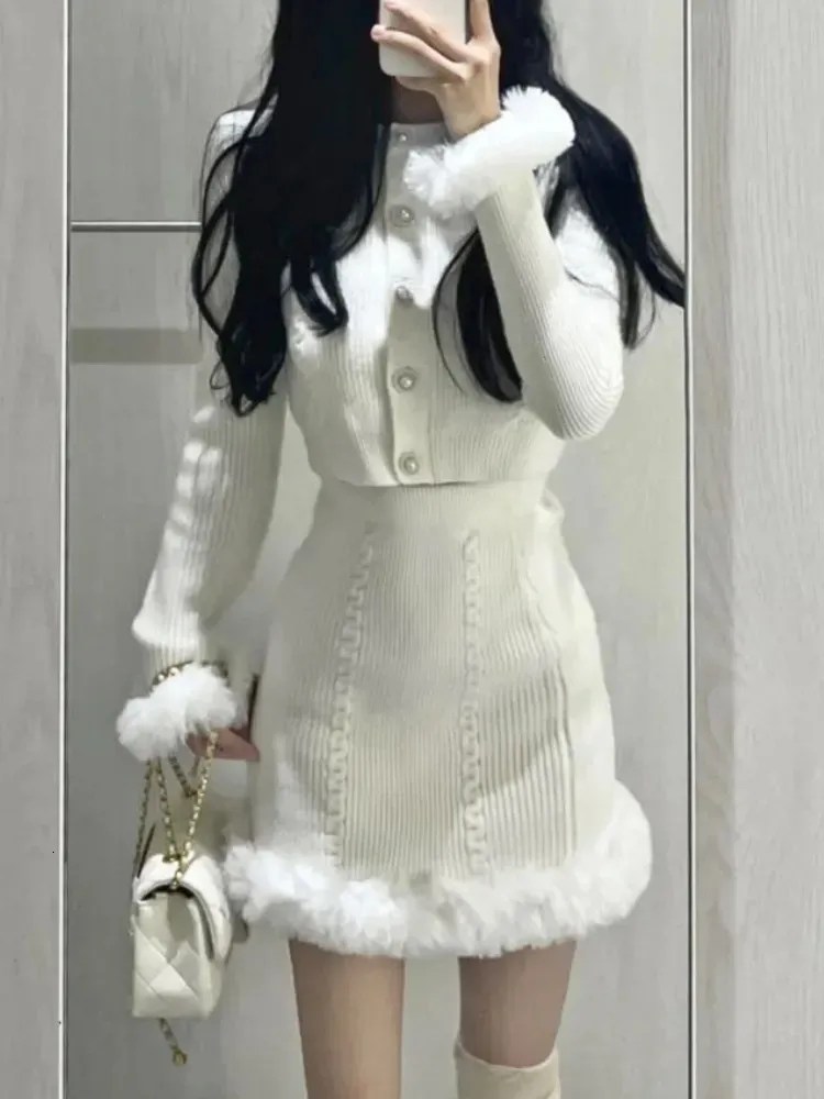 Abito a due pezzi bianco dolce Kawaii Set donna coreana festa di moda mini gonna femminile vintage elegante abito sottile 2023 autunno 231218