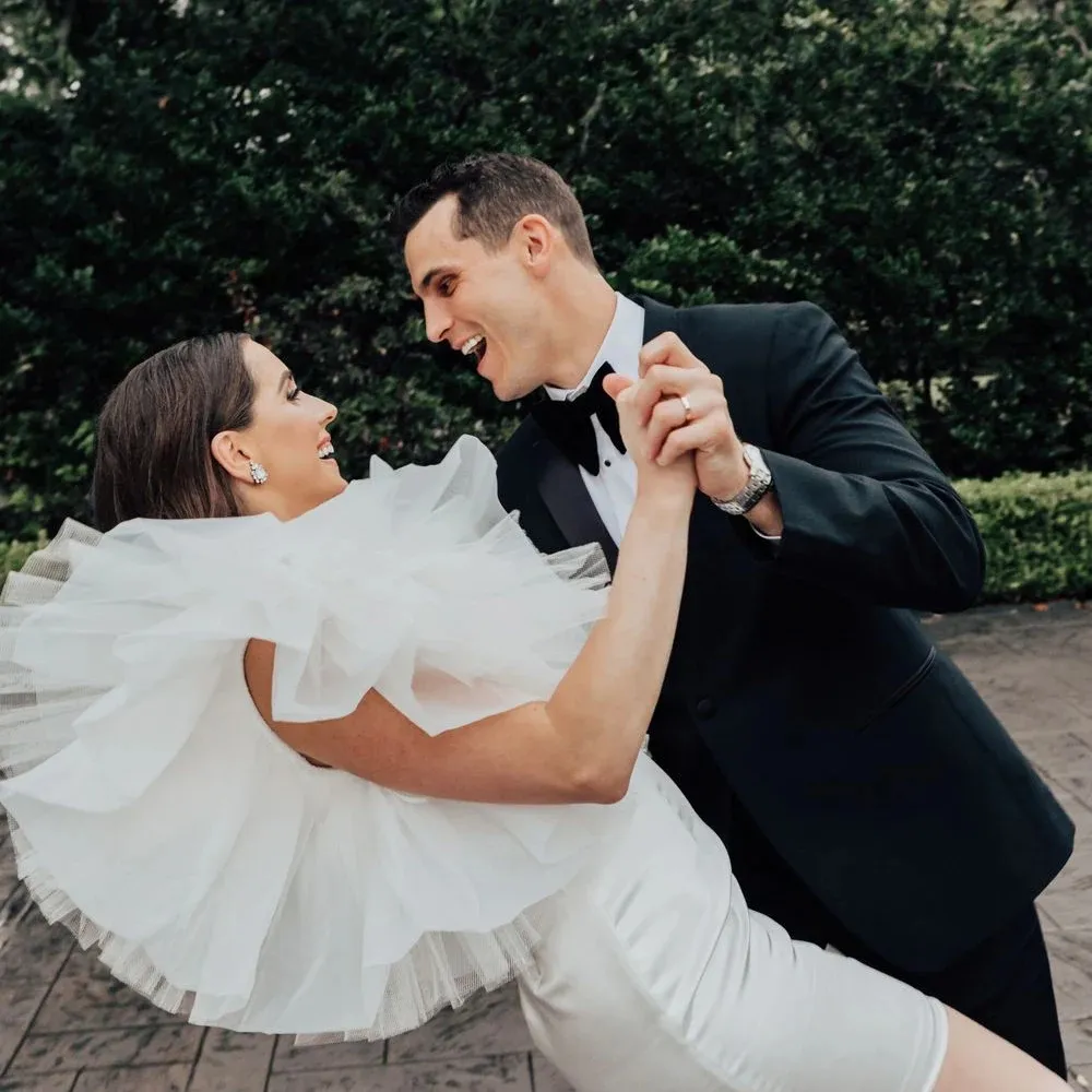Flare Sleeve White Dress, Short Length Bridal Gowns Womens V Neck A Line  Mini Wedding Dress, Simple Bridal Party Gown Lightweight Fabric From  Donnaweddingdress17, $76.89 | DHgate.Com
