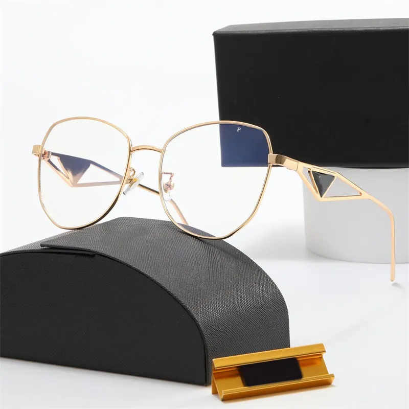 Retro Mens Solglasögon Metal Frame Designer Glasögon Klassisk triangel Lunette Ladies Fashion Sun Glasses Multi Styles Plated Gold Silver Black GA071