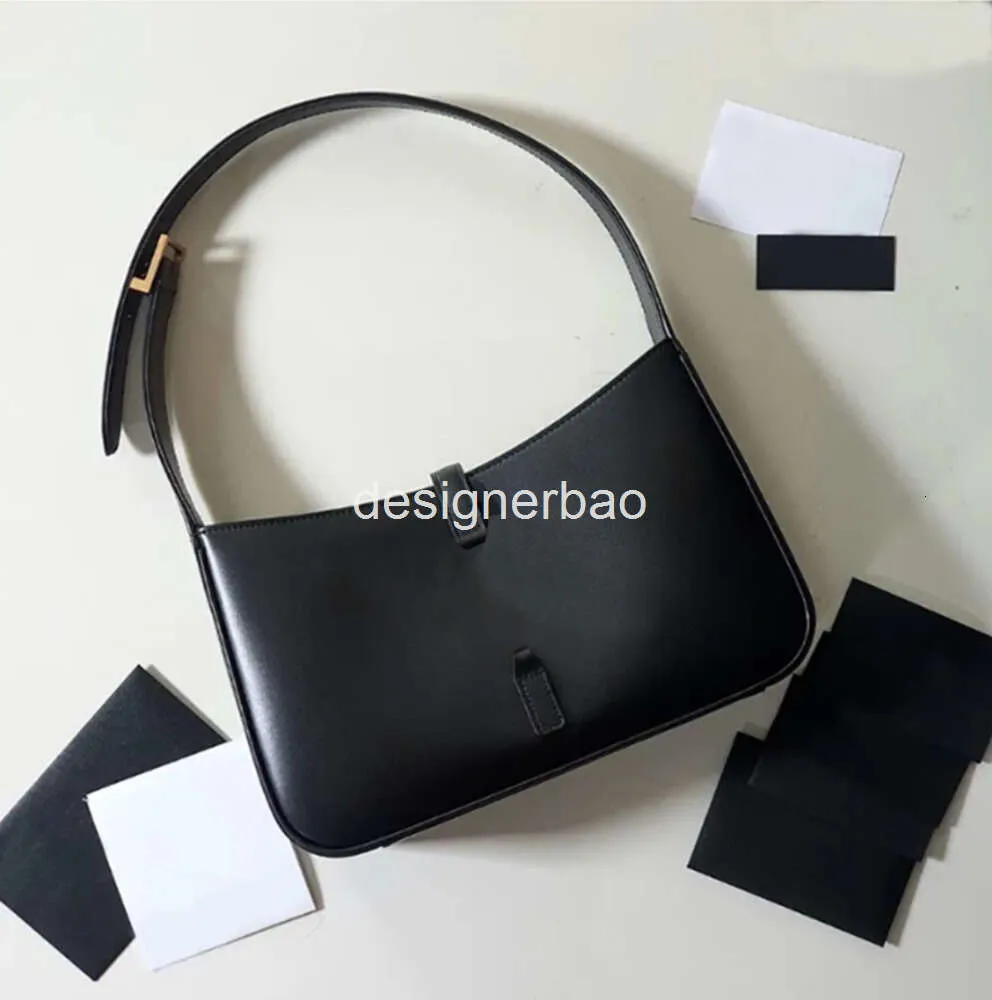 Diseñador de lujo Bolso de axila Bolsos Moda para mujer HOBO El bolso de mano A7 Vestido de noche de cuero negro Bolsos de hombro Bolso