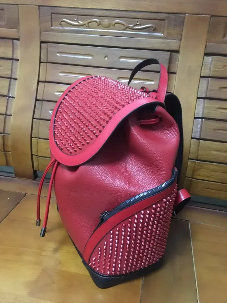 Top New Fashion backpack Luxury handbag Designer high quality lovers school bag fashion handbags studded rivets real leather women269v
