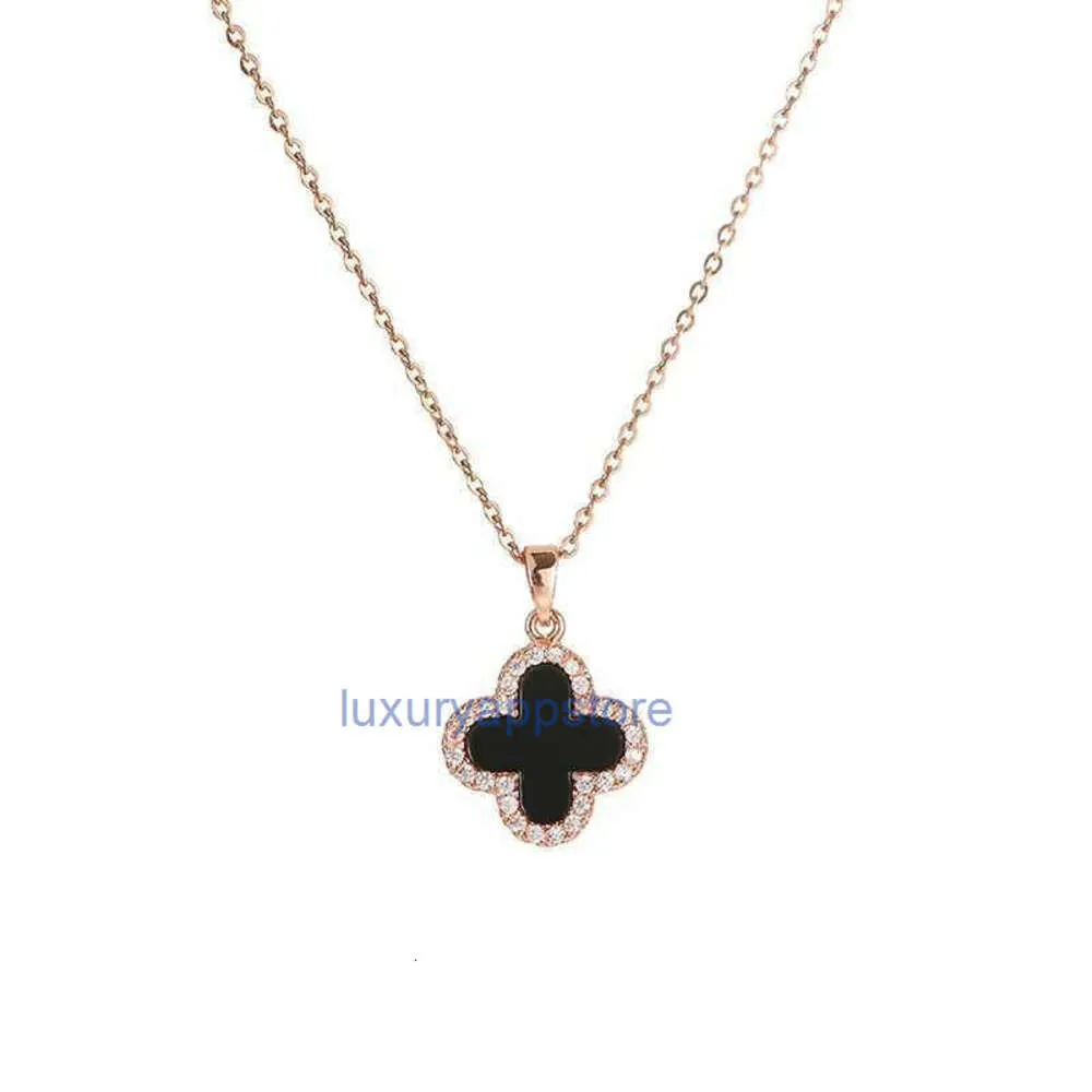 Роскошное дизайнерское ожерелье Van Clover Дизайнерское ожерелье из титана Clover из розового золота 18 карат Женская подвеска с бриллиантами Маленькое роскошное ожерелье из черной ракушки