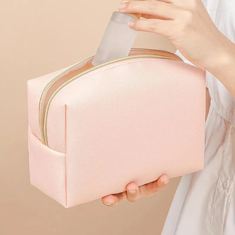 Cosmetic Bags Travel-ready Women's Bag Casual Makeup Case With Zipper And Waterproof PU Leather