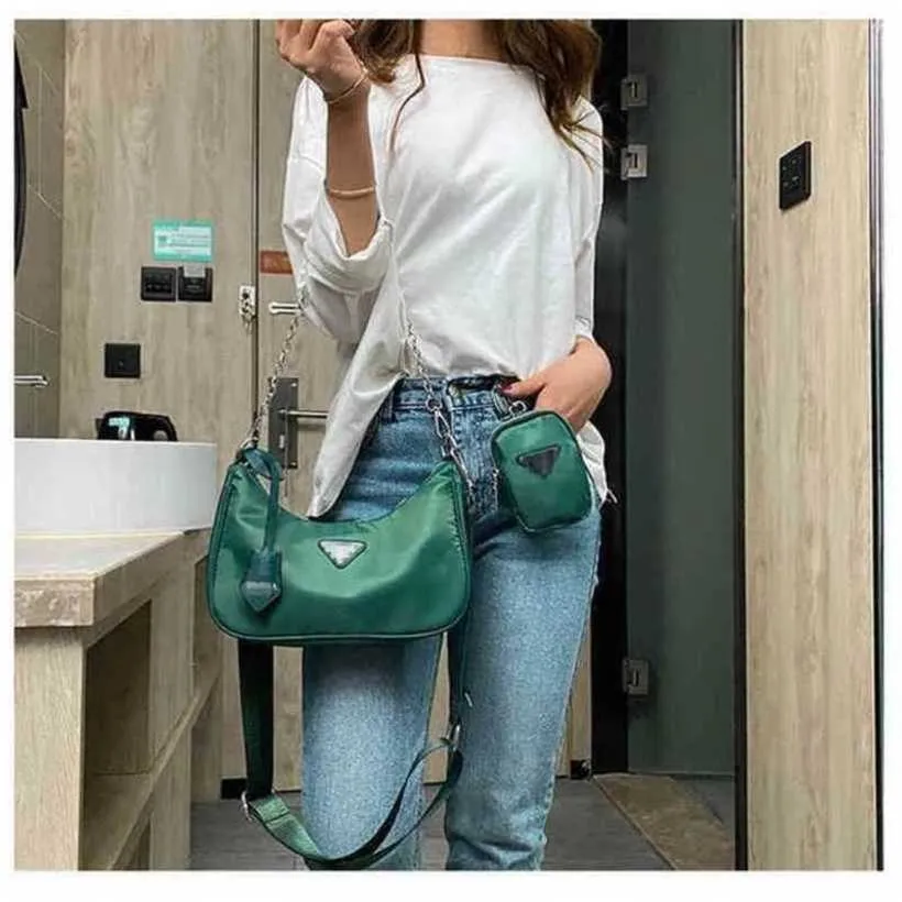 2024 New Designer women's crossbody shoulder trend waterproof Oxford cloth girl's mobile phone two-piece set multipurpose bag