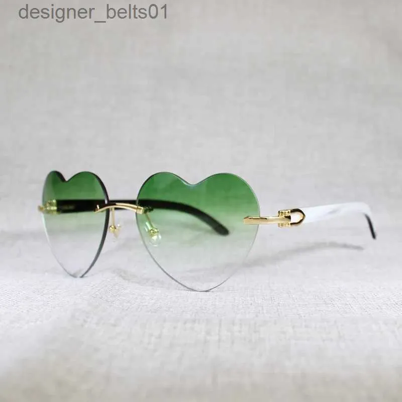 Occhiali da sole Vintage Heart She Style Occhiali da sole in legno di pavone Uomo Corno di bufalo naturale Occhiali trasparenti Gafas senza montatura per Club all'aperto OculosL231218