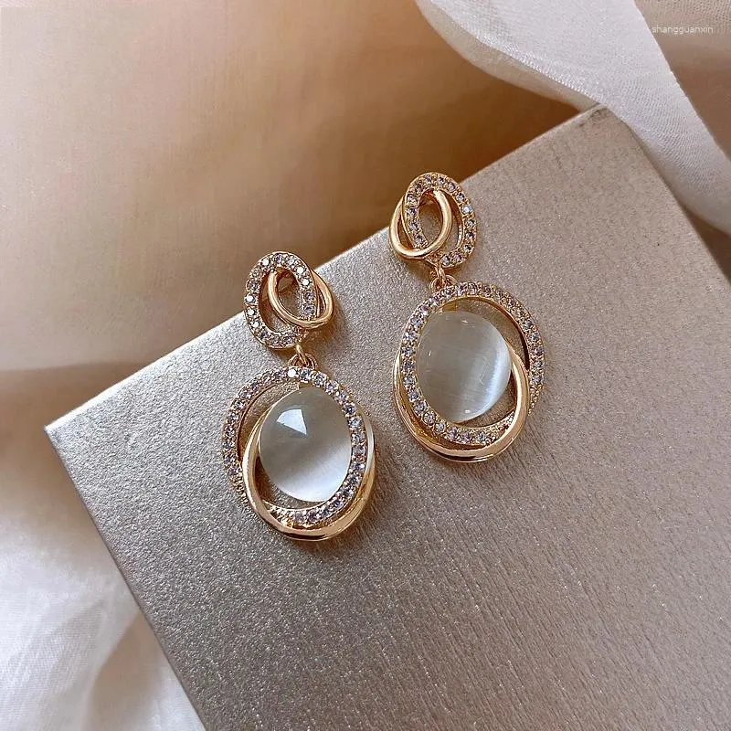 Dangle brincos vintage claro moonstone gota para mulheres cor de ouro oval pedra branco cristal casamento noivado jóias