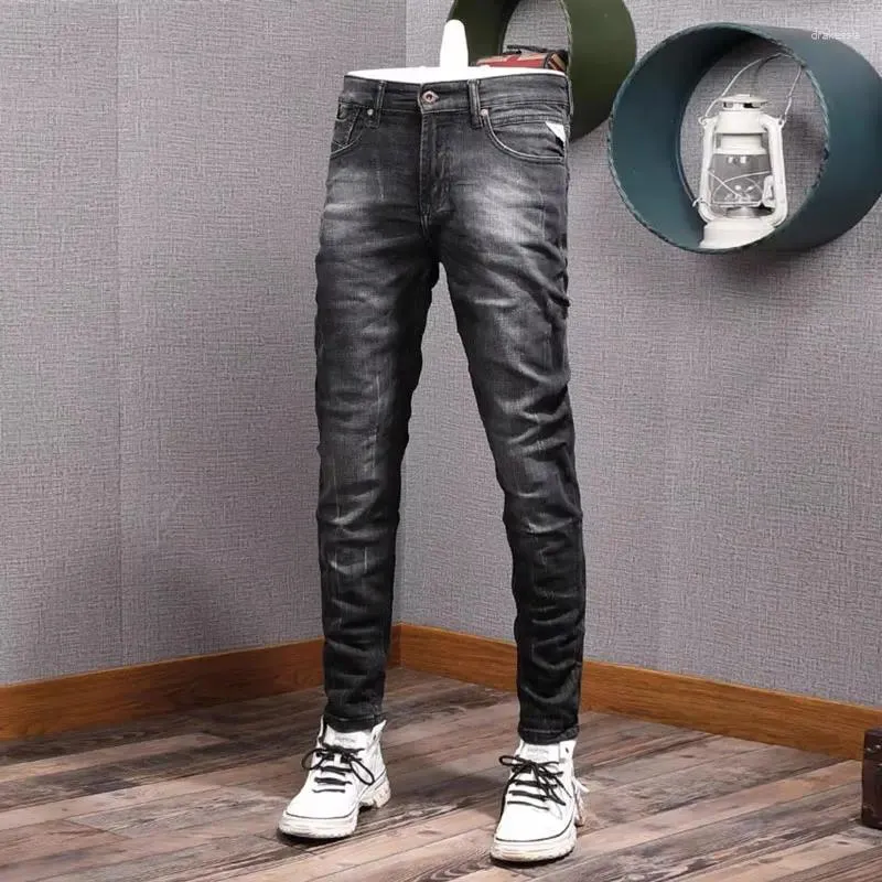 Jeans de jeans Designer de moda Men retro preto cinza trecho slim fit rasgado rasgado vintage calça jeans de inverno calças quentes