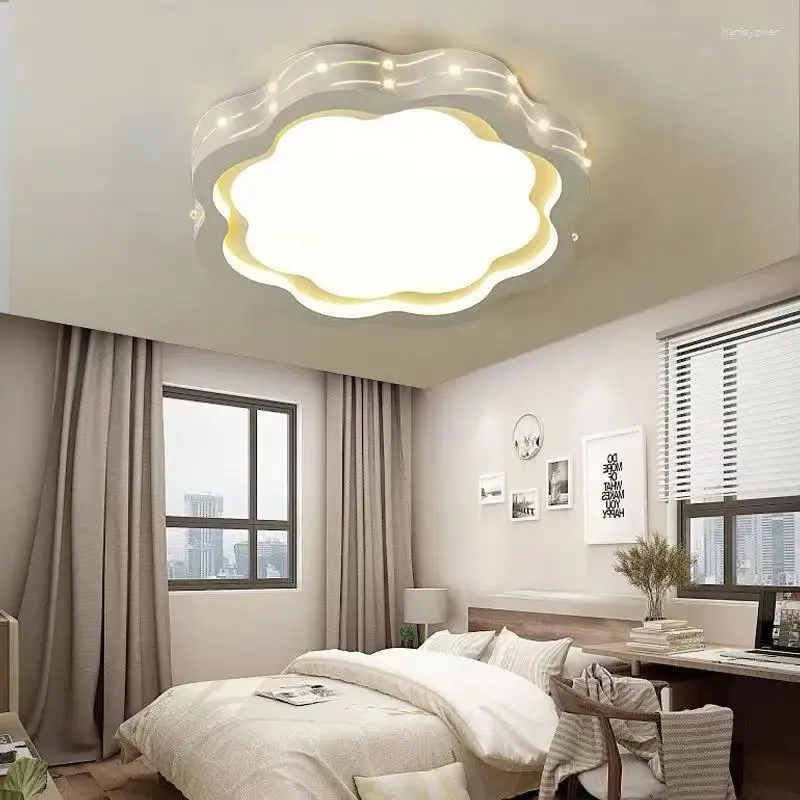 Ceiling Lights LED Bedroom Lamp Modern Simple White Flower Shape Light For Adult Children's Room Study-room Balcony Indoor Decoration