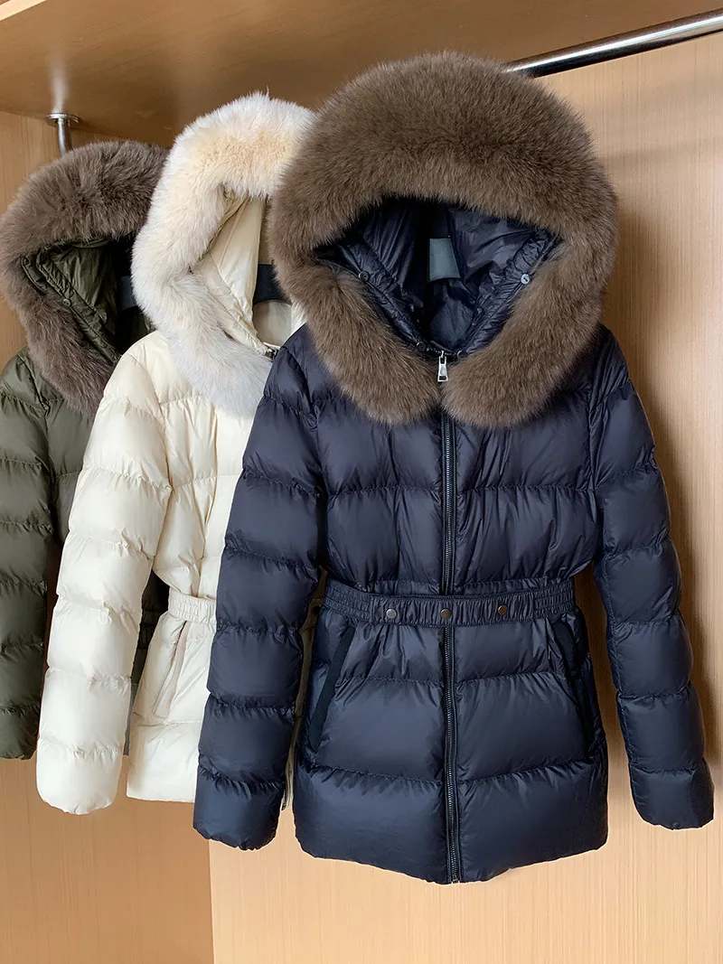 Mulheres cintura curta fino ajuste estilo pequeno luz luxo 2023 novo estilo de inverno grande gola de pele para baixo jaqueta feminina designer casacos designer feminino puffer jaqueta feminina