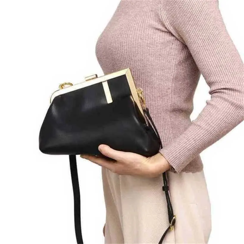 2024 Nieuwe Designer Dames Crossbody Schouder en diagonale dwarshand textuur Hardware Clip Cow Lederen Bag