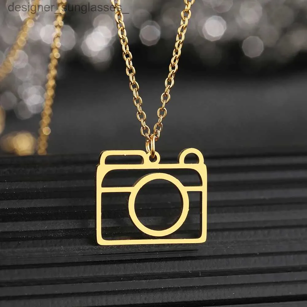 Pendant Necklaces Stainless Steel Necklaces Simple Abstract Line Camera Design Fashion Pendant Choker Chains Necklace For Women Jewelry Party GiftL231218