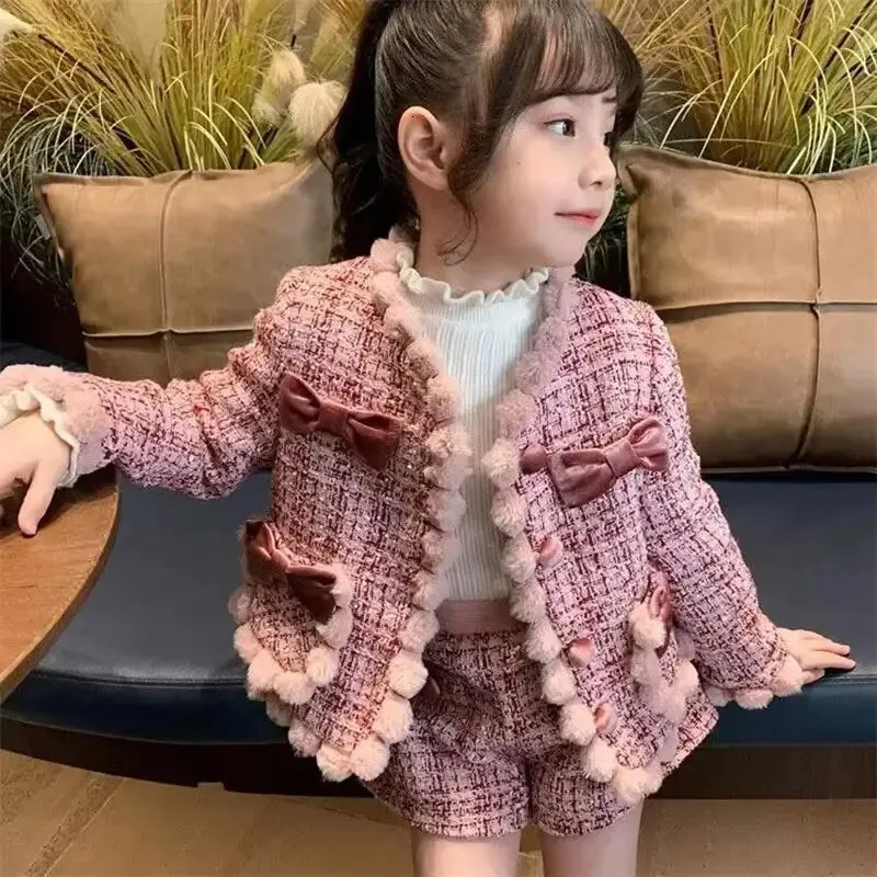 Set di abbigliamento Vintage stile europeo bambino neonata manica lunga maglia cardigan in tweed pantaloncini autunno inverno bambini addensare vestito caldo 231218