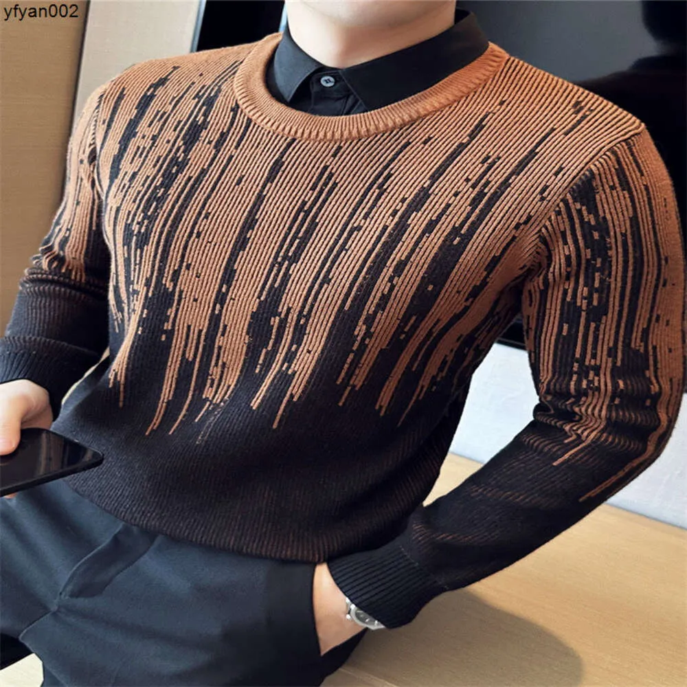 Winter Mens Wool Sweater Designer Jaqueta de pulôver de malha masculina Mulheres com suéteres quentes Capuz casual Bordado de pescoço casaco wtw8