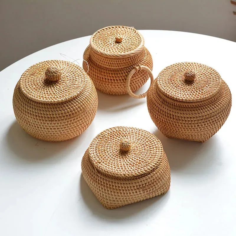Natural Rattan Round Storage Basket with Lid Hand Woven Wicker Tray for ...