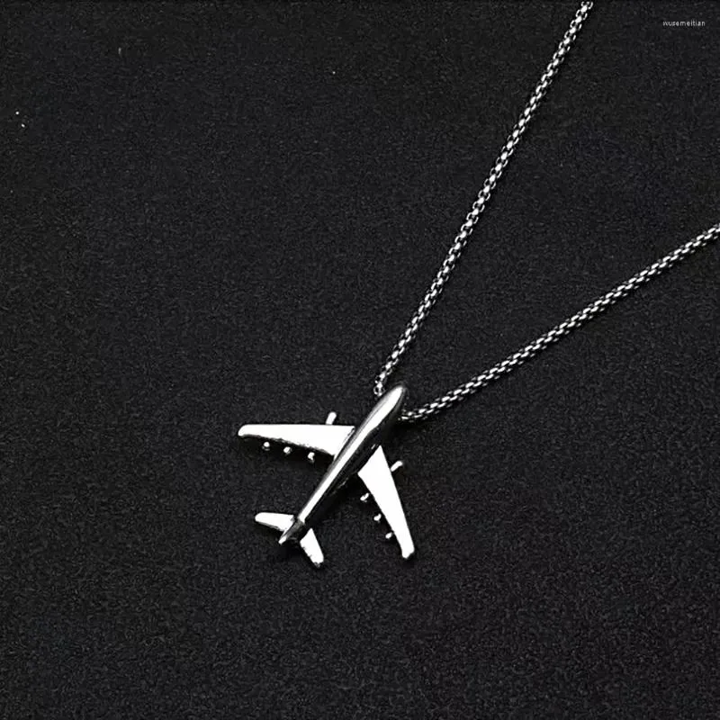 Pendant Necklaces Fashion Metal Aircraft Necklace Exquisite Light Luxury Stainless Steel Punk Style Small Chain Jewelry