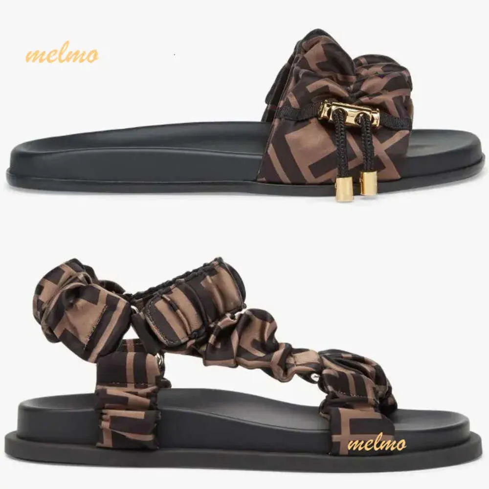 Paris av högsta kvalitet kvinnors berömda designers sandaler tofflor mode sommarflickor sandale strand kvinnor sandal glider flip flops skor 35-42