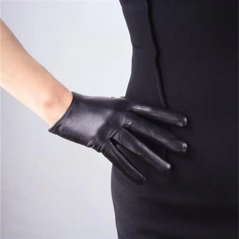 Women's short design sheepskin gloves thin genuine leather gloves touch screen black motorcycle glove R630 201104267r