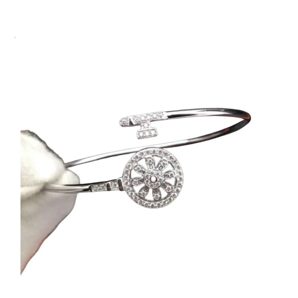 Tiffan Armband Designer Sieraden Vrouwen Originele Hoge Kwaliteit Charm Armbanden Armband Uitgeholde Sleutel Zilver Wit Goud