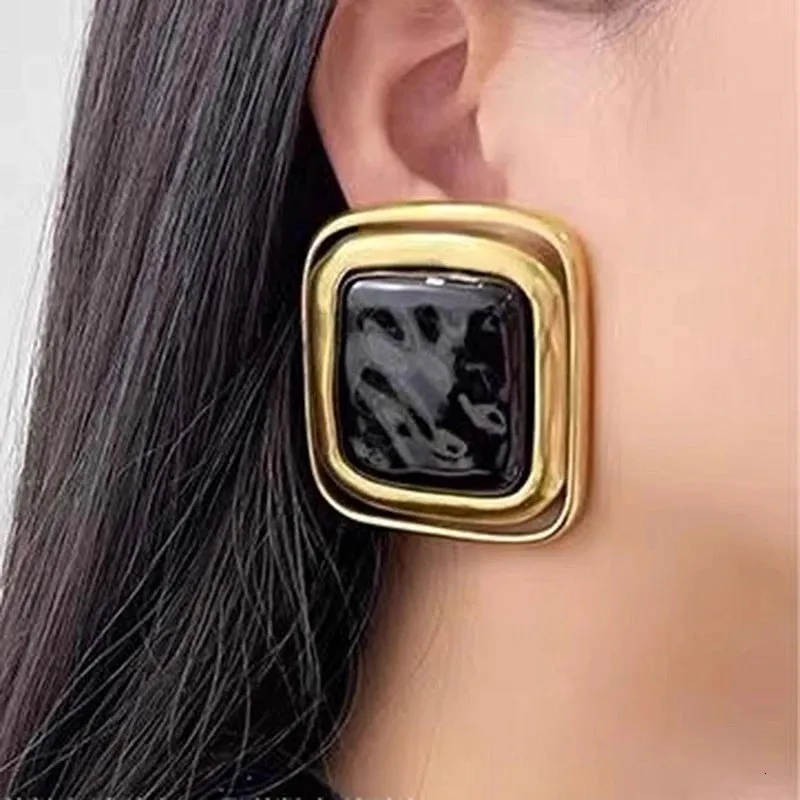 Stud European and American Retro Black Rectangular Block Ear Clips Earrings for Women Exaggerated Fashion Jewelry Accessory 231218