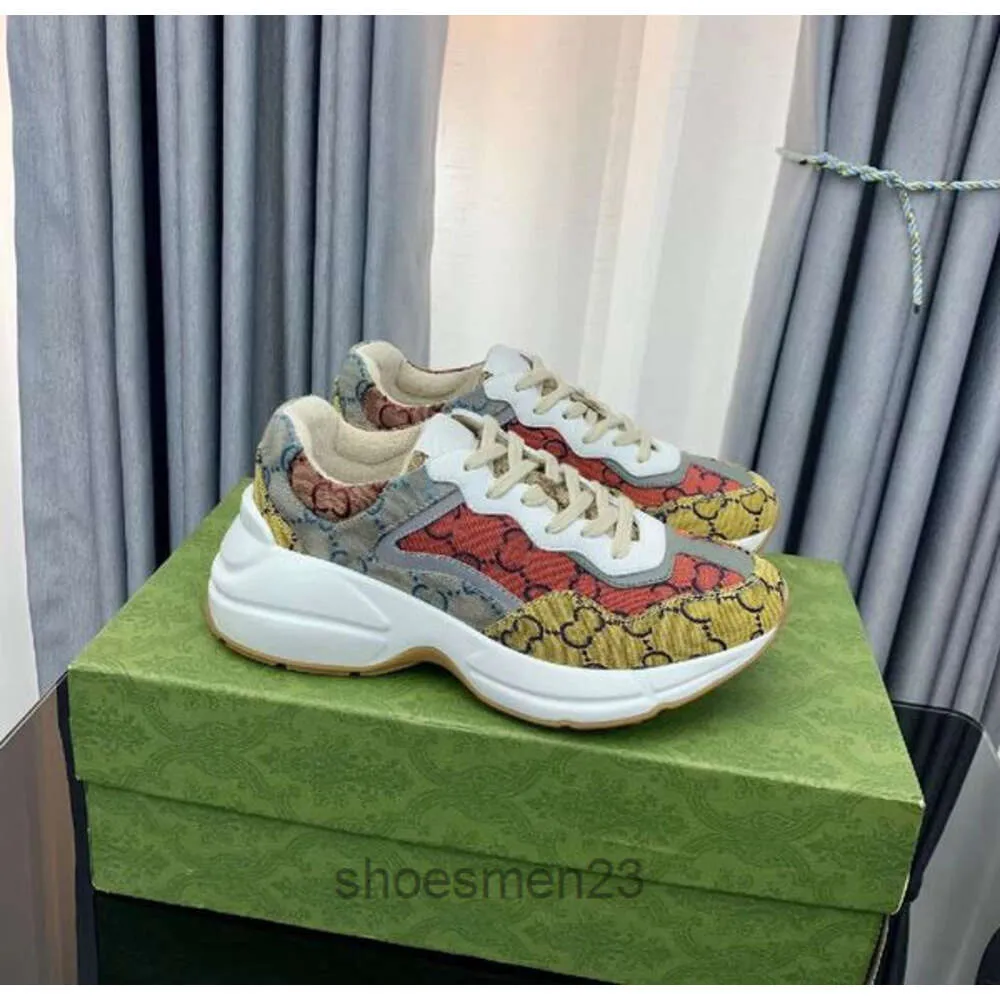 Casual Rhyton Chaussures Sneaker Sneaker Designer Vintage Scarpe Ladies Multicolore in pelle Beige Size addestratori QNB2