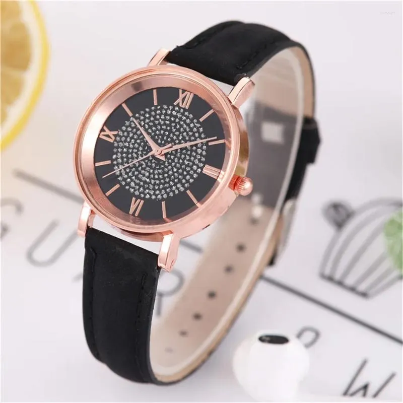 Wristwatches Women Watches Fashion Flash Diamond Dial Wrist Watch For Ladies Leather Strap Low Luxury Quartz Female Gift