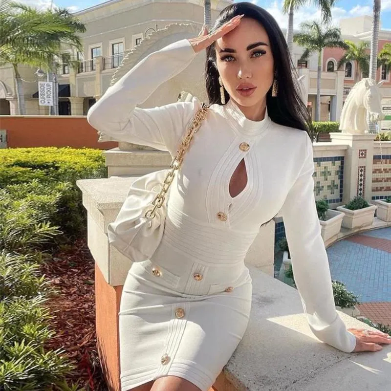 Dresses top curbside pickup